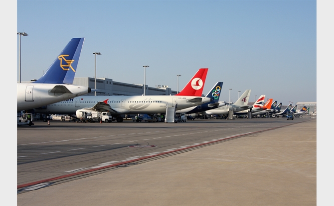 AIRBUS